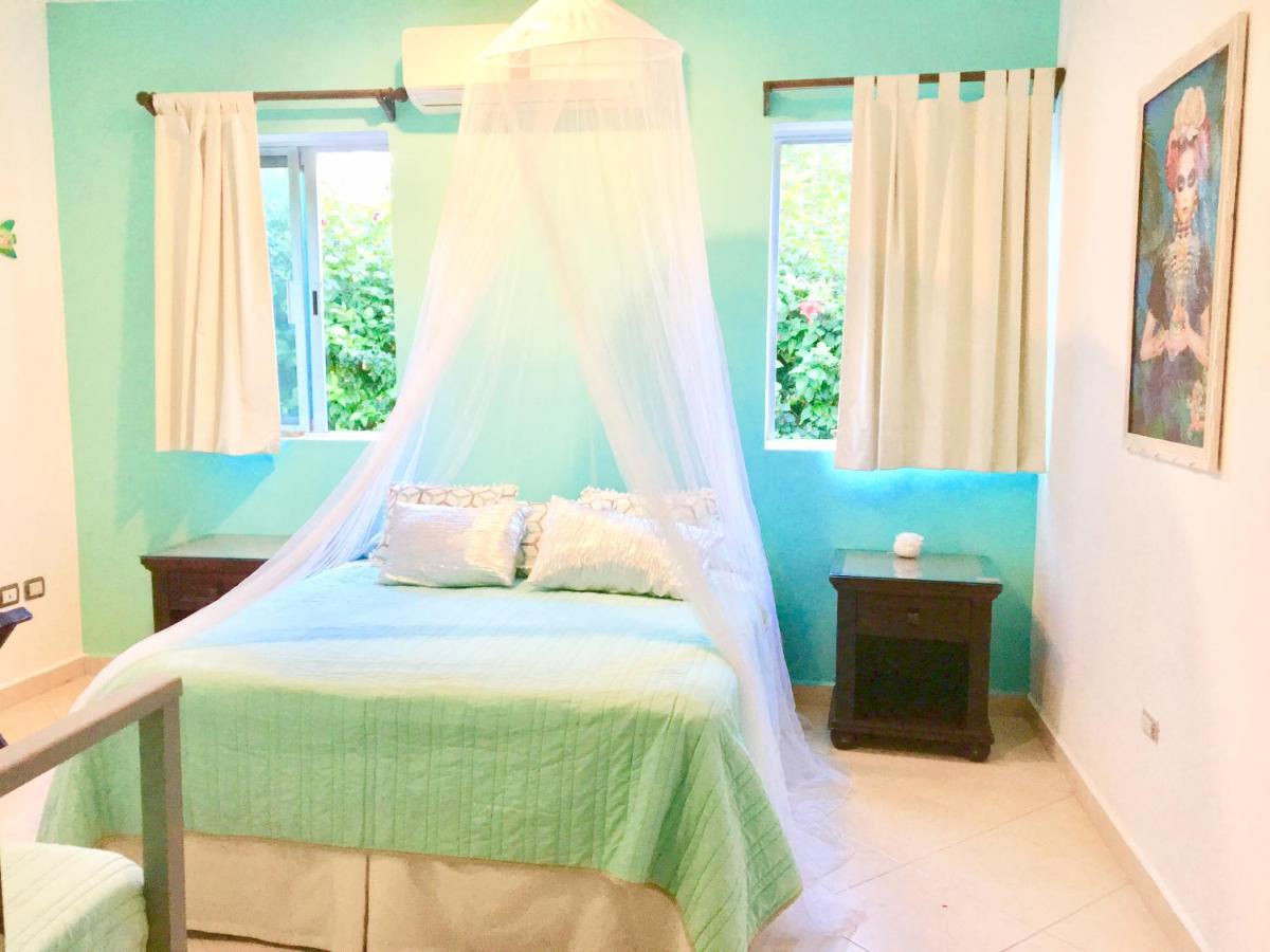 Bed and Breakfast Esquina De La Felicidad De Playacar Плая-дель-Кармен Экстерьер фото